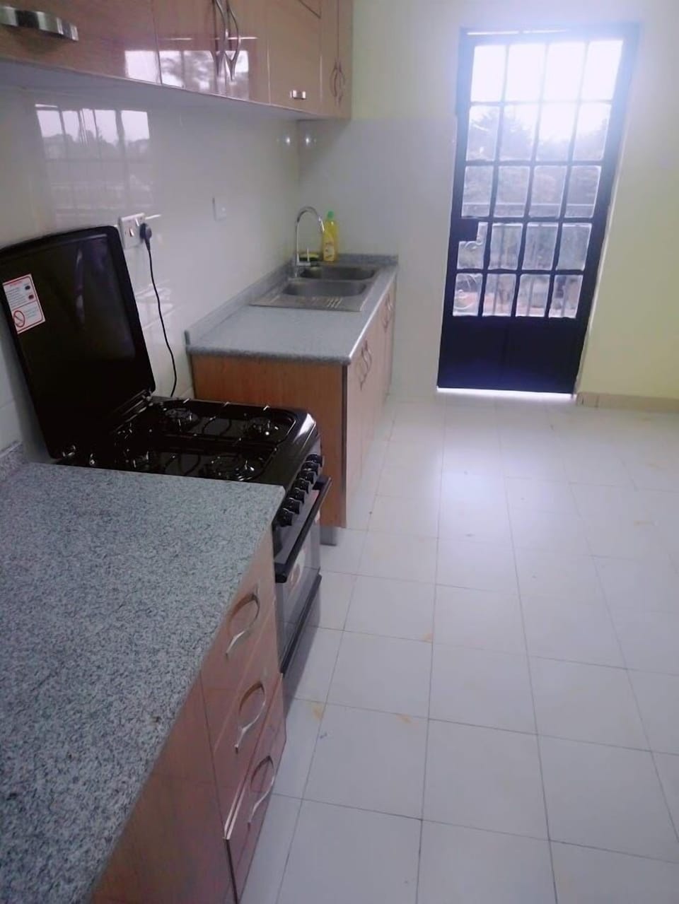 Comfort Apartment, 2 Bedrooms | Private kitchen | Full-size fridge, microwave, oven, stovetop