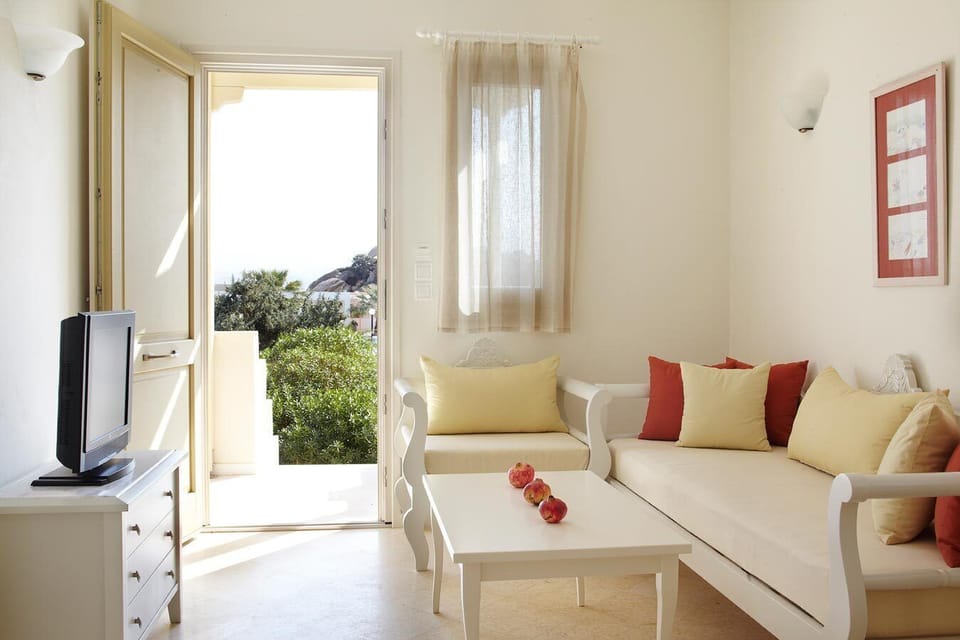 One of the villas. Photos of rooms & views are indicative only and may vary.