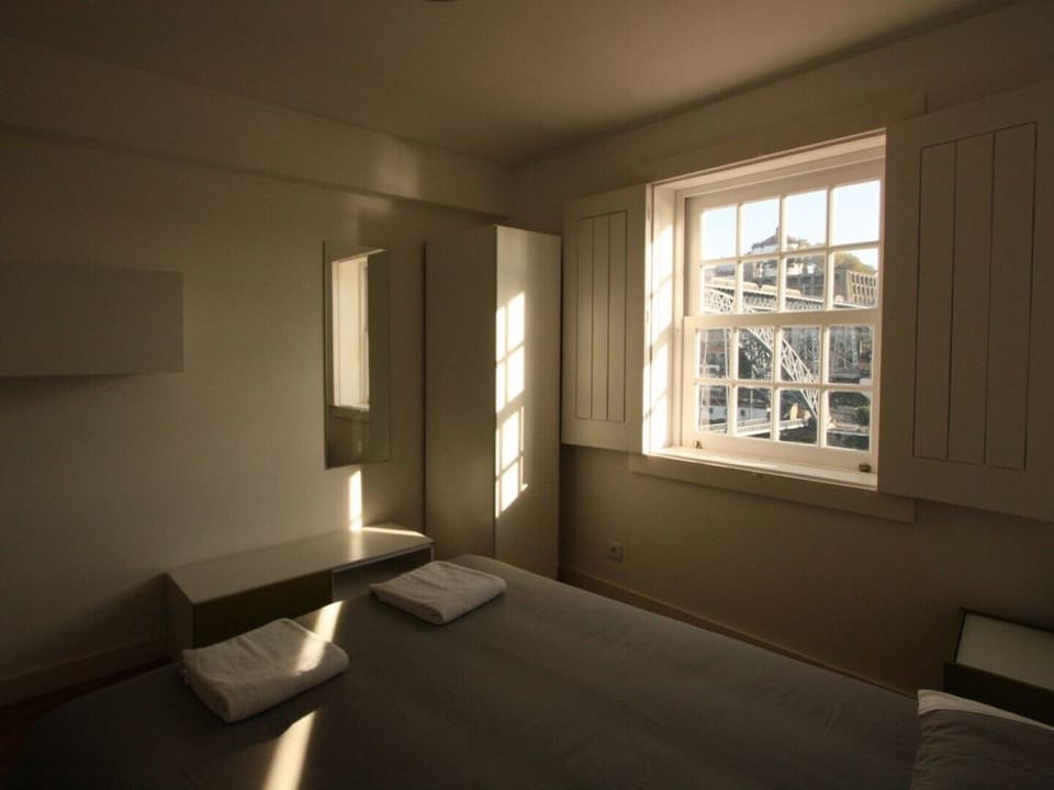 Bedroom  (double bed or 2 twin beds)