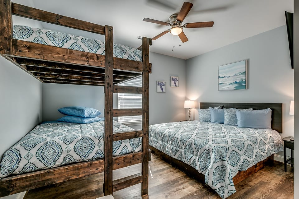 king suite with bunk bed (full over full), private bath, closet