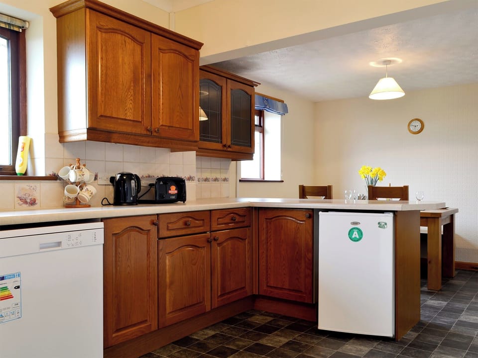 Kitchen/dining room | Bryn Villa, Howey, near Llandrindod Wells