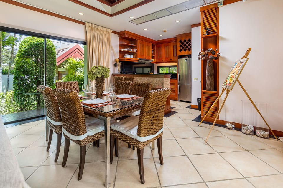 3 Bedrooms with Private Pool Villa | In-room dining