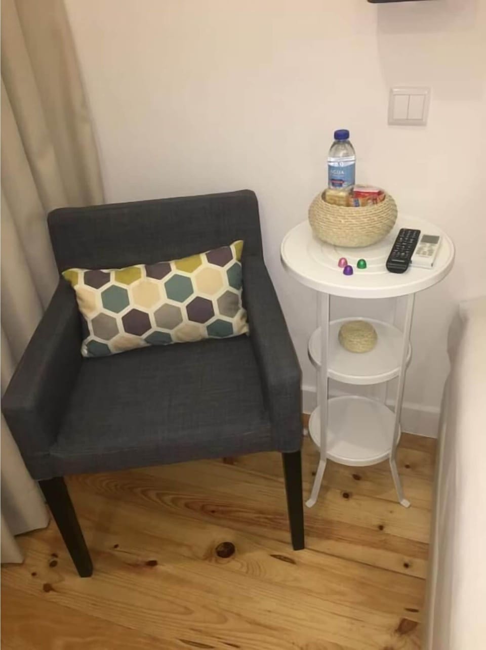Twin Room (Interior) | Desk, blackout drapes, soundproofing, iron/ironing board