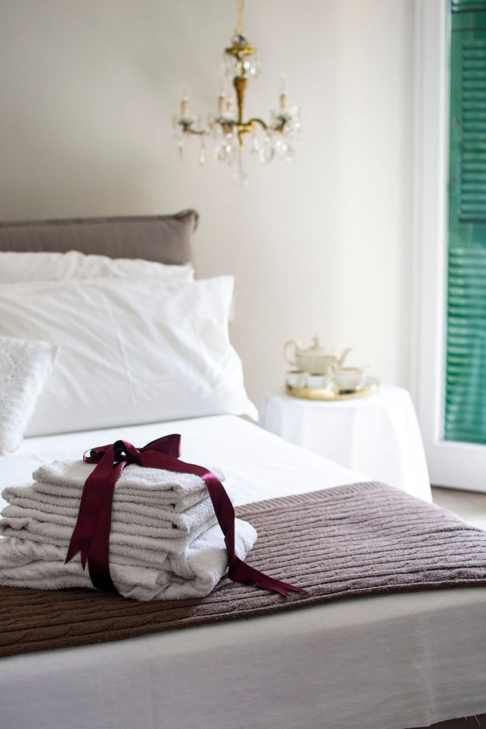 Triple Room (Galata) | Egyptian cotton sheets, premium bedding, down comforters