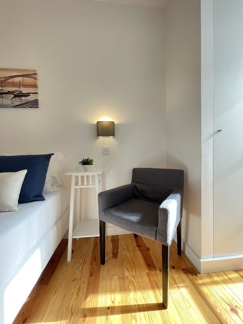 Studio | Individually decorated, individually furnished, desk, blackout drapes