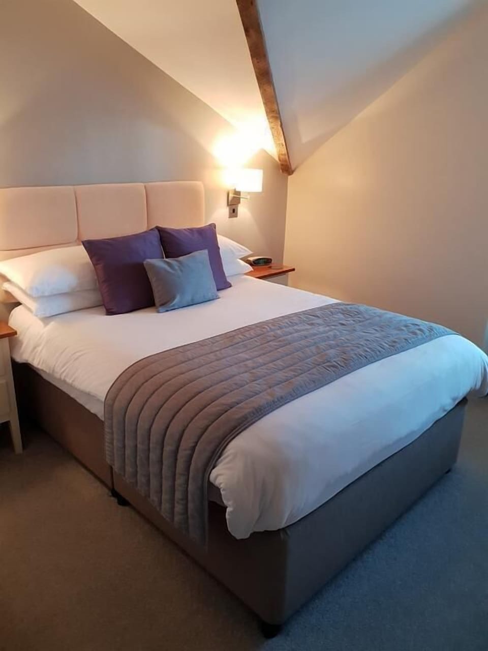 Lavender Quartz - Deluxe Double | Free WiFi