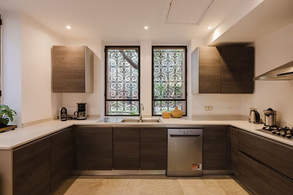 Superior Villa, 3 Bedrooms, Private Pool | Private kitchen | Full-size fridge, microwave, oven, stovetop
