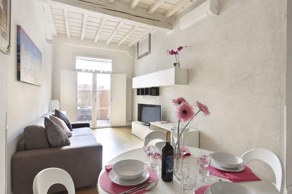 Apartment, 1 Bedroom | Living area | Smart TV