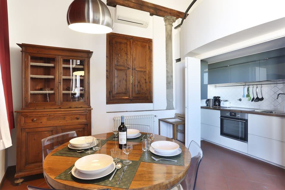 Apartment, 1 Bedroom | Private kitchen | Full-size fridge, microwave, oven, stovetop