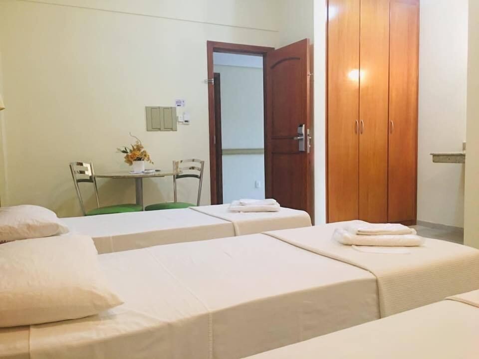Triple Room | Desk, free WiFi, bed sheets