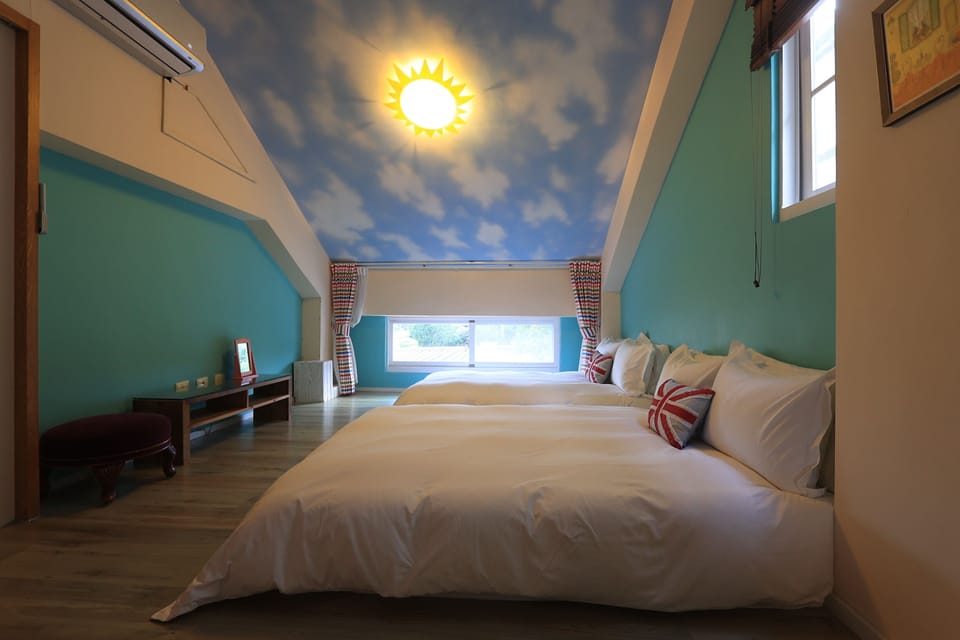 Superior Quadruple Room, 2 Double Beds | Individually decorated, desk, blackout drapes, soundproofing