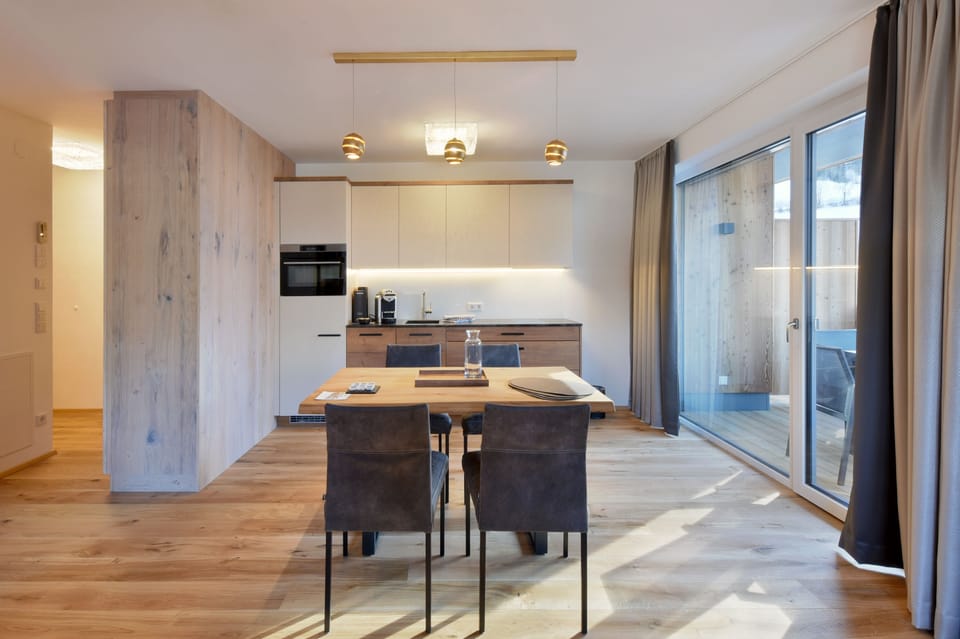  MOUNTAIN SUITE | MEDIUM | Private kitchen | Espresso maker