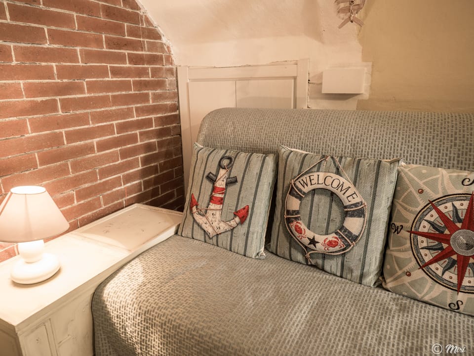 Apartment, 1 Bedroom, Kitchen | Living area
