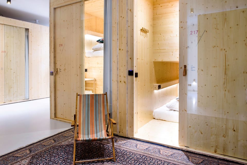 Double Unit Pod in Shared Dormitory (16 pods) | Hypo-allergenic bedding, in-room safe, soundproofing, free WiFi