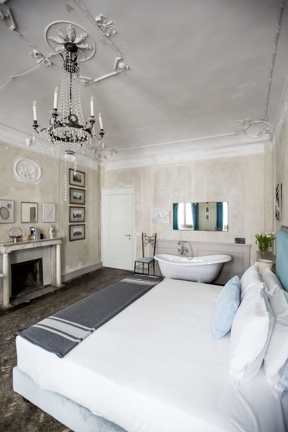 Royal Double Room | Minibar, in-room safe, soundproofing, free WiFi