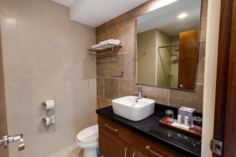 Superior Room, 2 Double Beds | Bathroom | Shower, hair dryer, towels