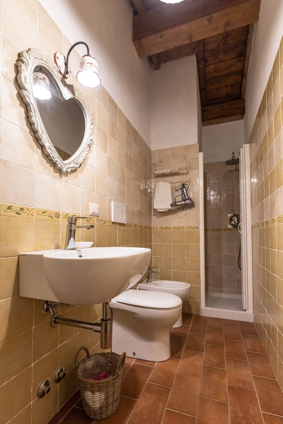 Quadruple Room | Bathroom | Shower, free toiletries, hair dryer, bathrobes