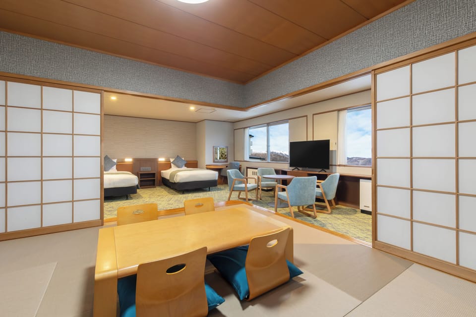 [Non-Smoking] Japanese-Western | In-room safe, free WiFi, bed sheets