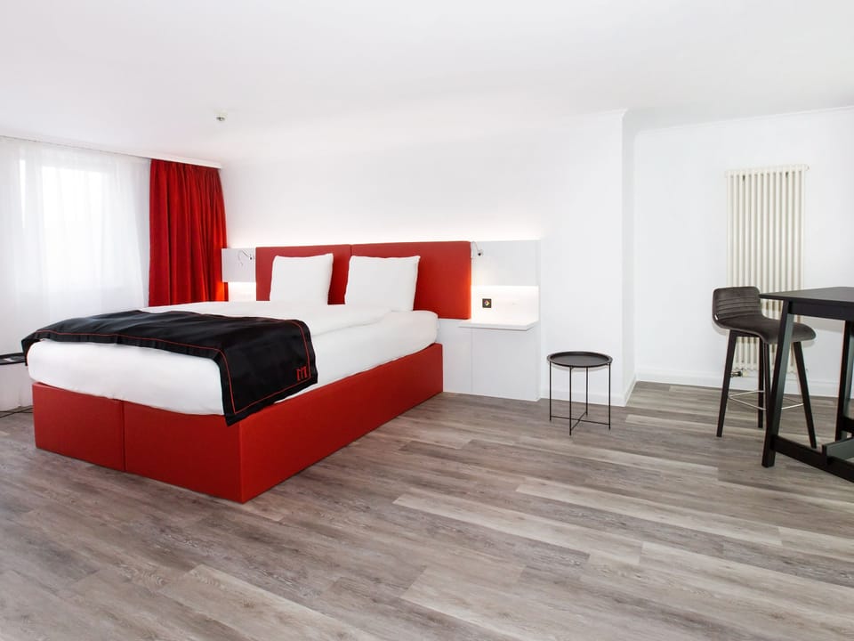 1 bedroom, free minibar items, in-room safe, desk
