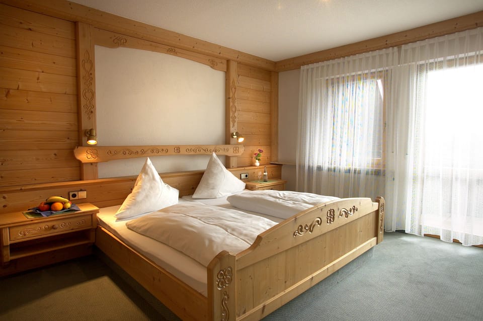 Apartment | In-room safe, desk, free cribs/infant beds, free WiFi