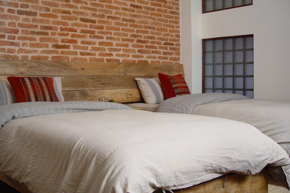 Comfort Room, 2 Twin Beds | 1 bedroom, hypo-allergenic bedding, Select Comfort beds