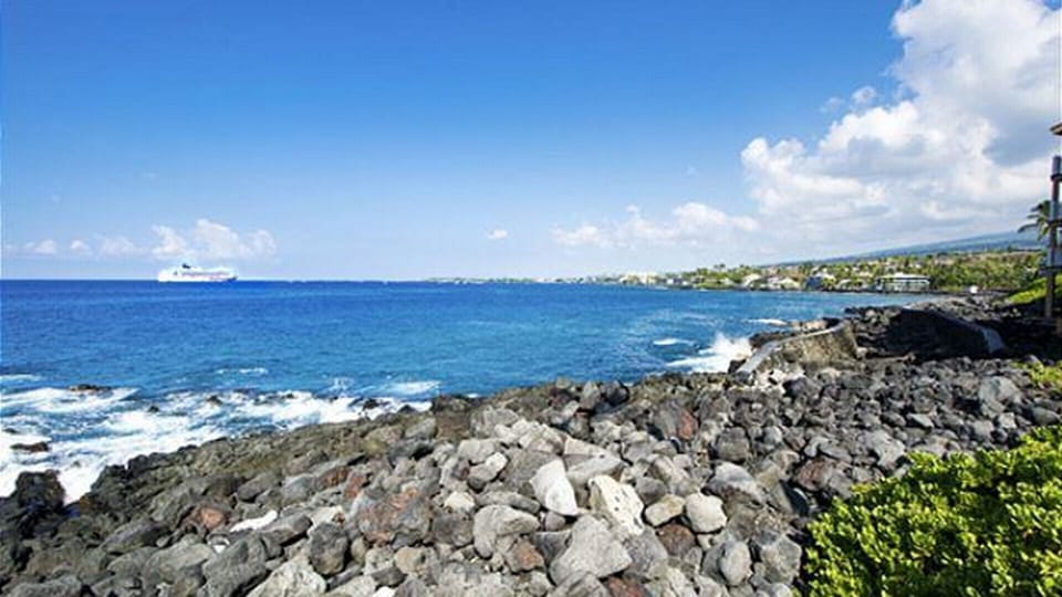 Kona Shores#130 Apartment in Holualoa