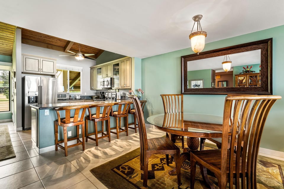 Condo, Multiple Beds, Partial Ocean View (Keauhou Kona Surf & Racquet Club #5-3) | Dining