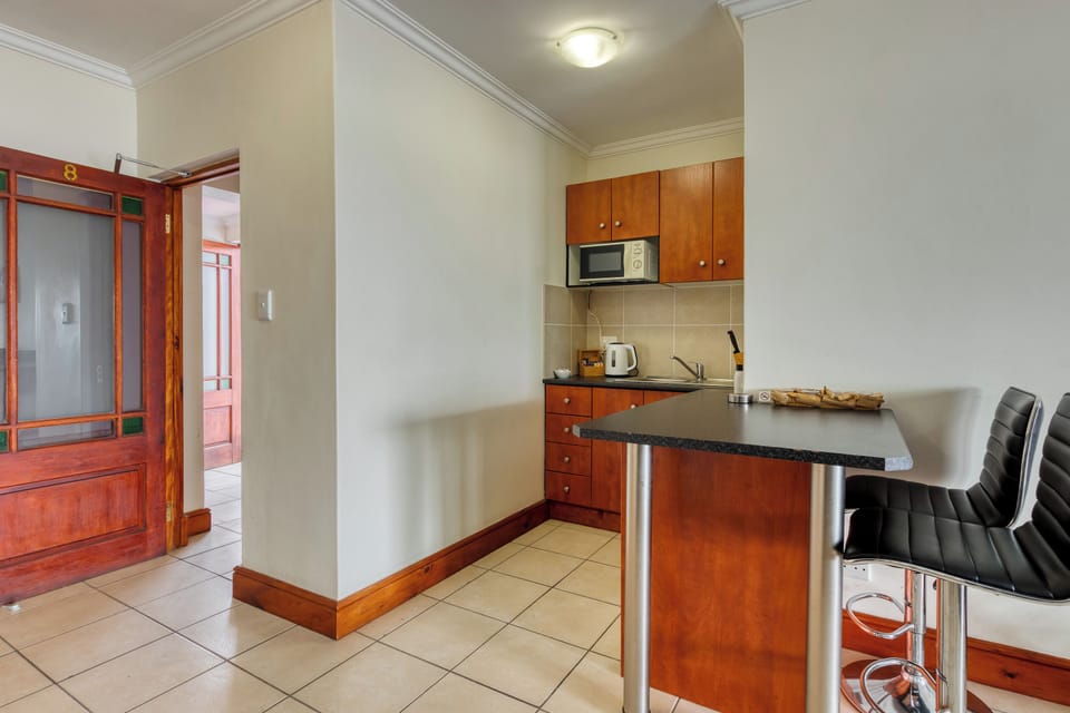 Junior Penthouse, Sea View (Penthouse ) | Private kitchen | Electric kettle