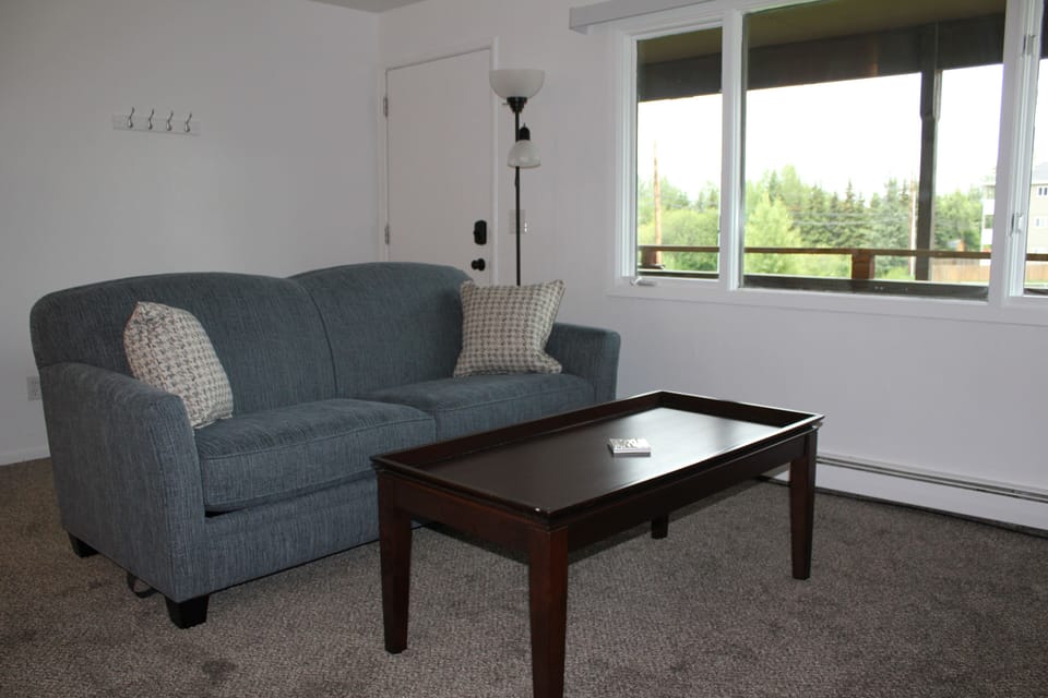 Queen size memory foam pullout
