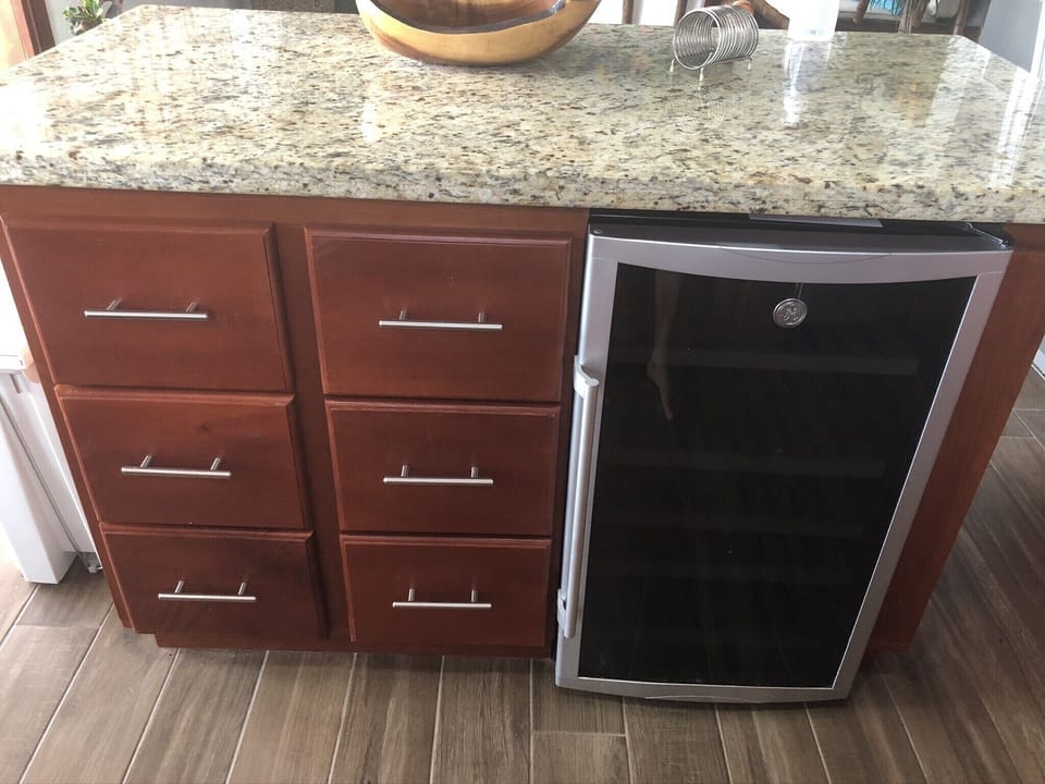 Wine cooler built in the kitchen island 
