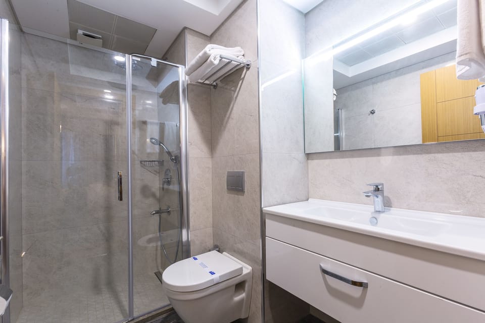 Minibar, in-room safe, blackout drapes, soundproofing