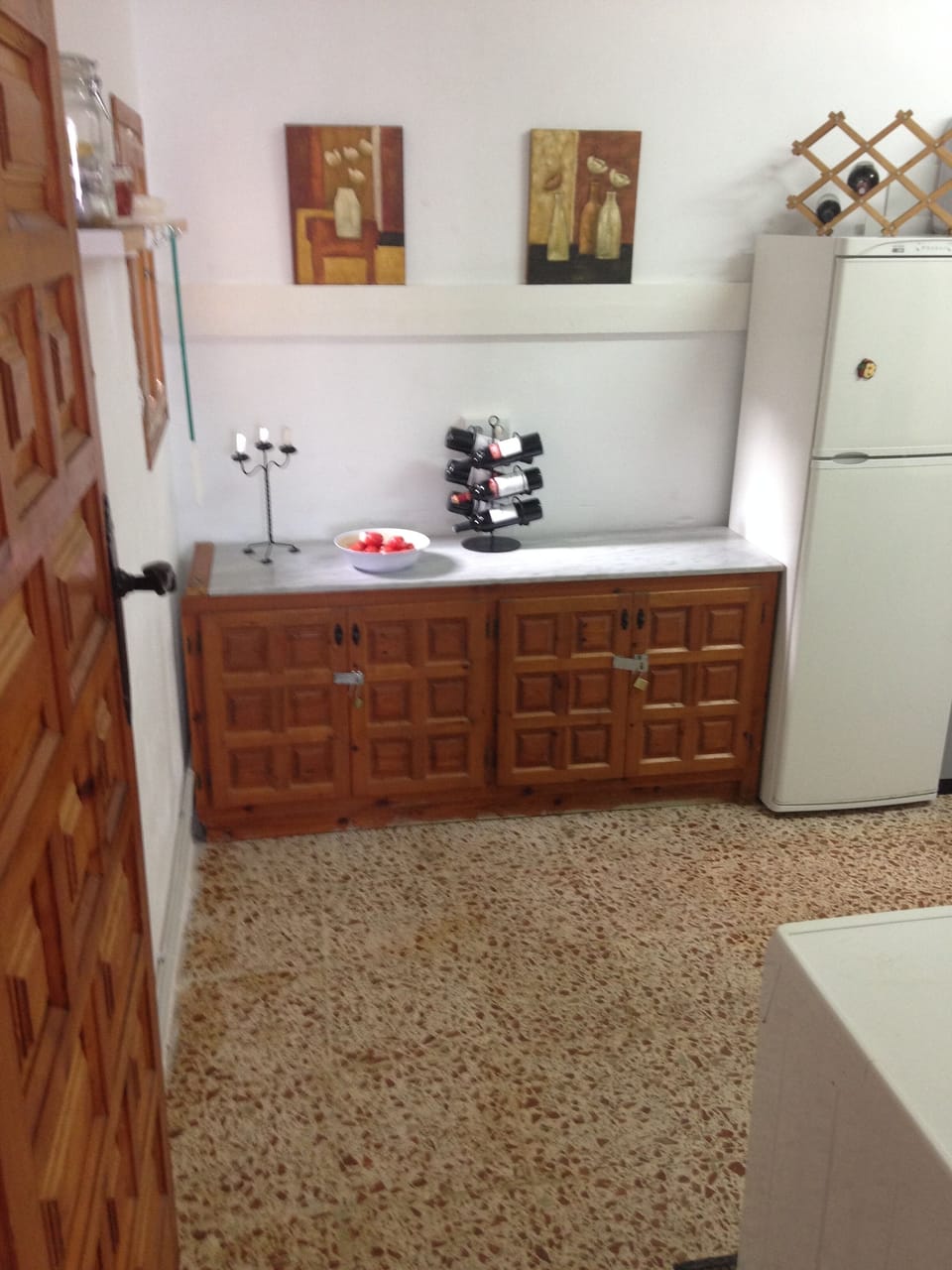 Two steps down into Garage.
Fridge freezer
Washing machine