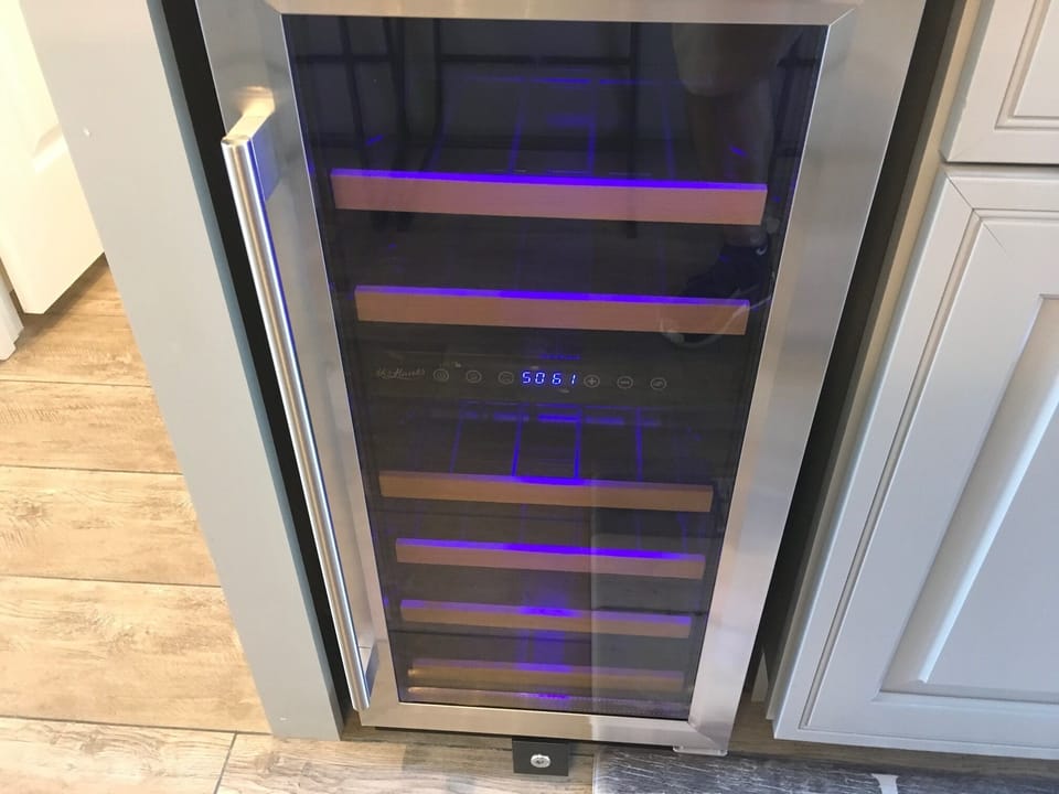 Wine Cooler - Wine cooler