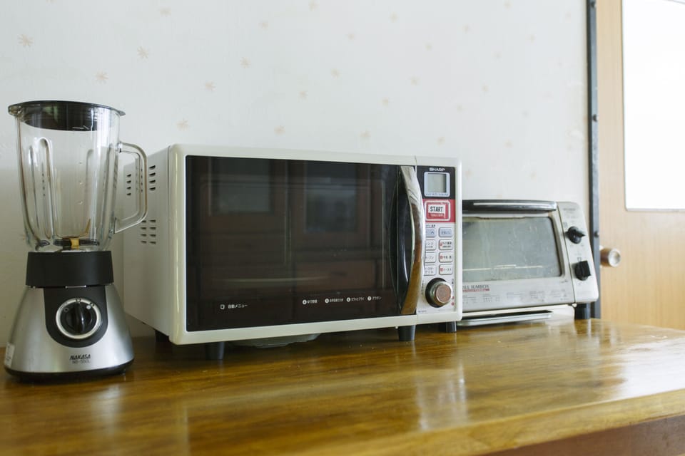 Toaster, microwave