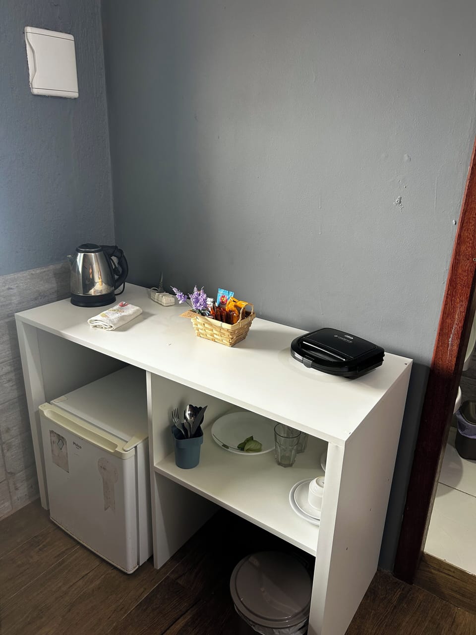 Basic Room | Blackout drapes, WiFi (free), individually decorated