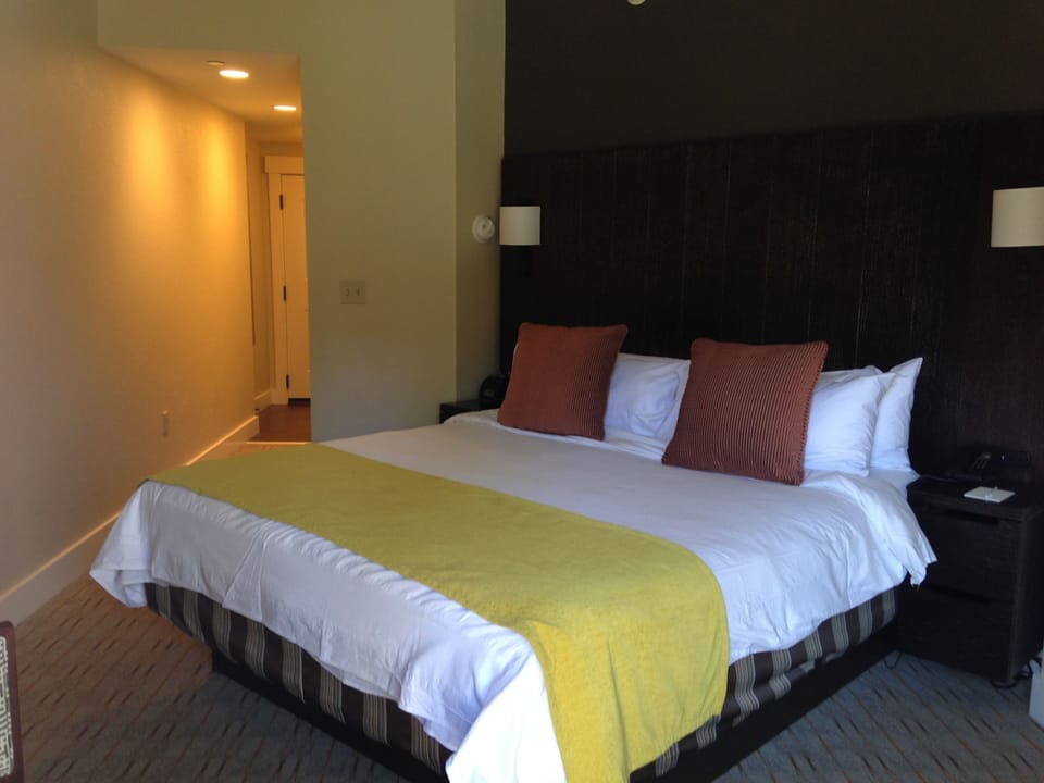 King size bed