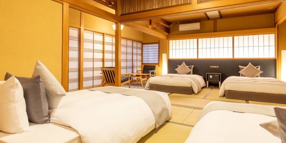 Superior Room | In-room safe, blackout drapes, free WiFi, bed sheets