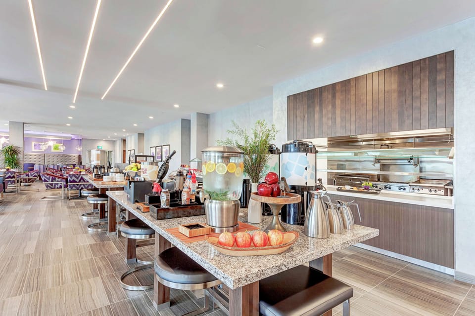 Daily buffet breakfast for a fee
