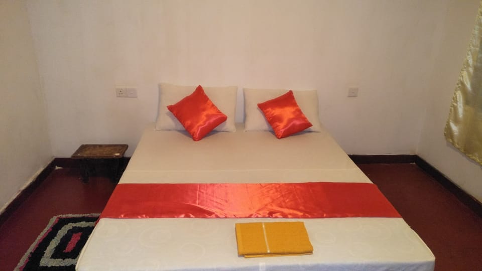 In-room safe, iron/ironing board