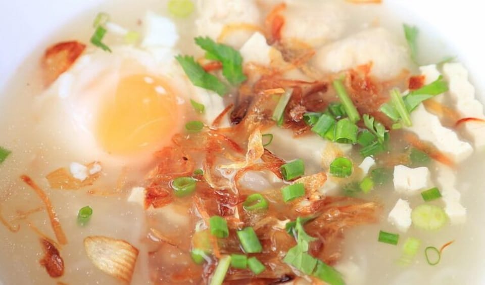 Free daily local cuisine breakfast