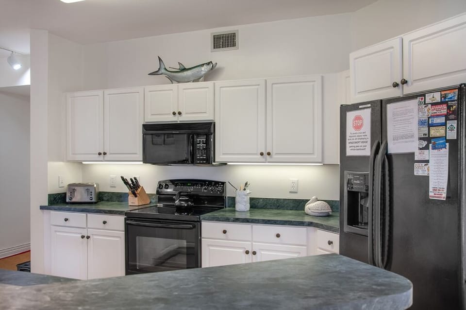 WR4E: Windswept Ridges 4E | Kitchen
