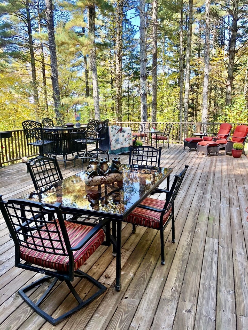 Outdoor deck is welcoming to many guests.