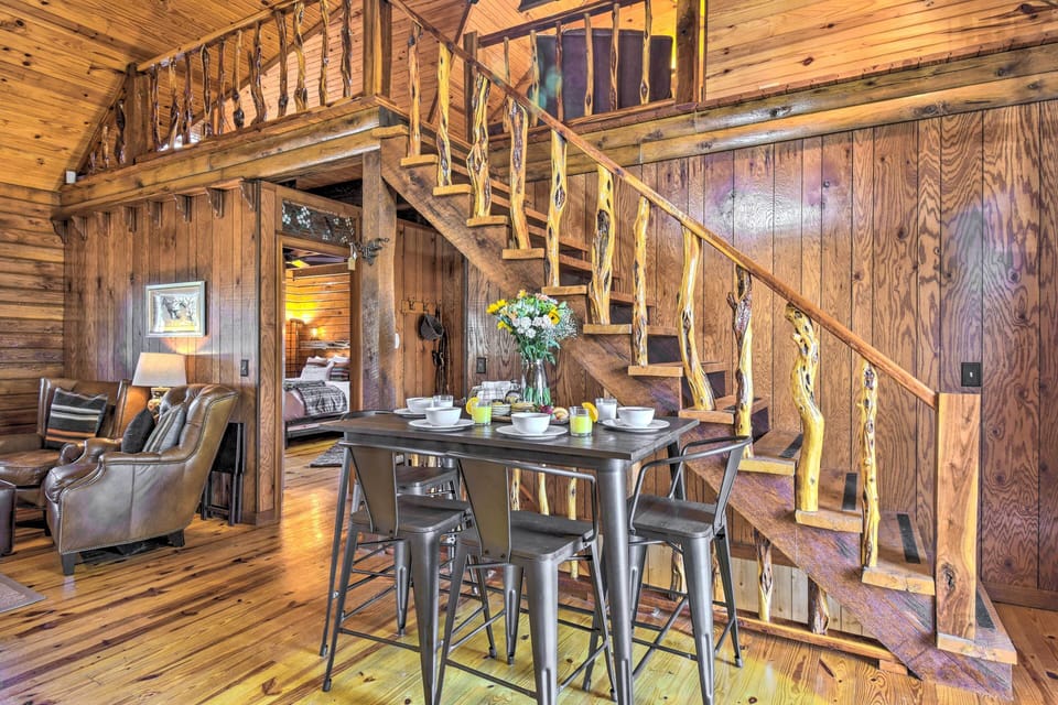 Dining Area | Stairs to Loft