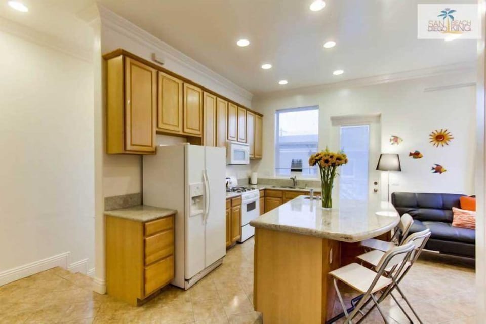 Surf Stars Penthouse Living Room & Kitchen