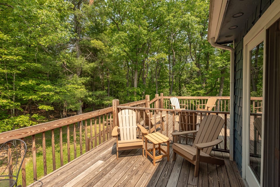 Private Deck