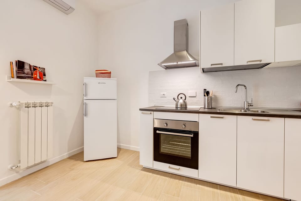 Apartment, 3 Bedrooms | Private kitchen | Full-size fridge, oven, stovetop, dishwasher