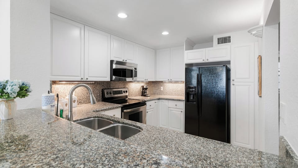Kitchen - 2nd Floor