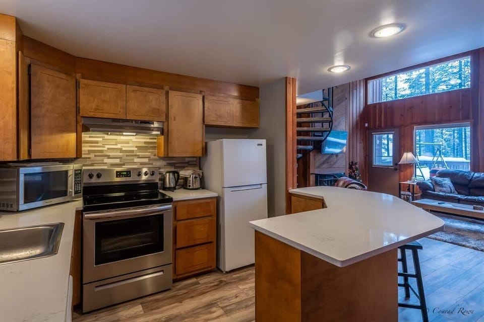 Full Kitchen with Stove Fridge and Microwave and Island
