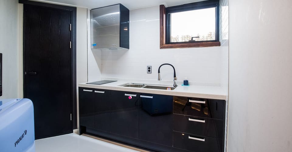 Private kitchenette