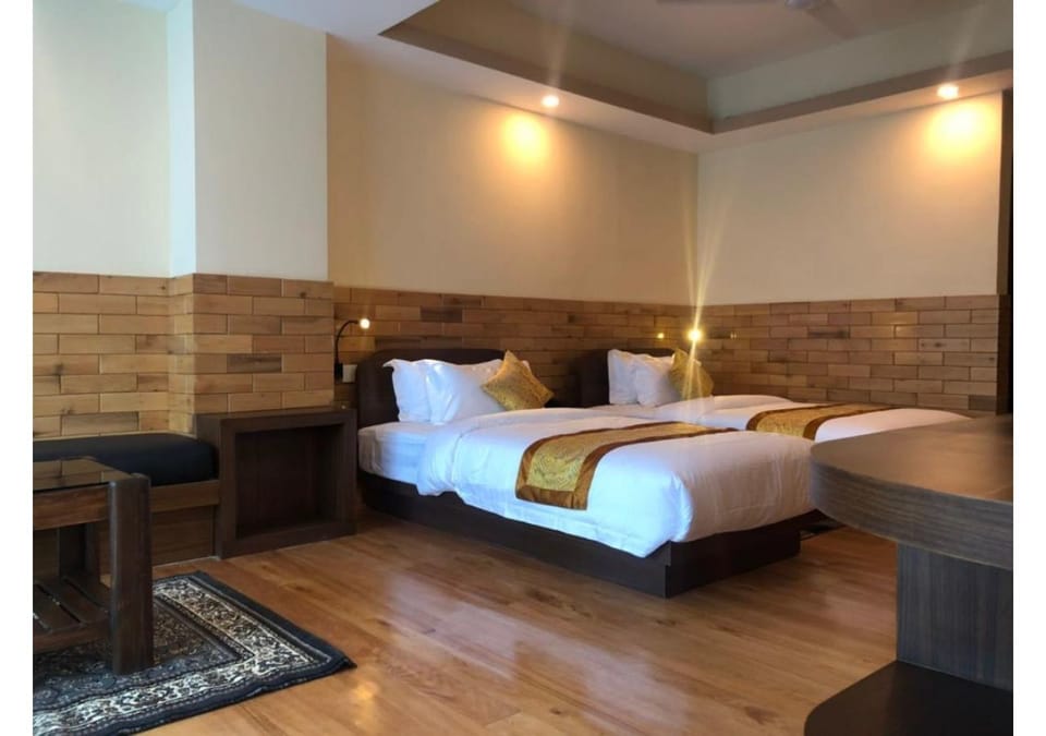 Deluxe Double Room | Rollaway beds (surcharge), WiFi (free)